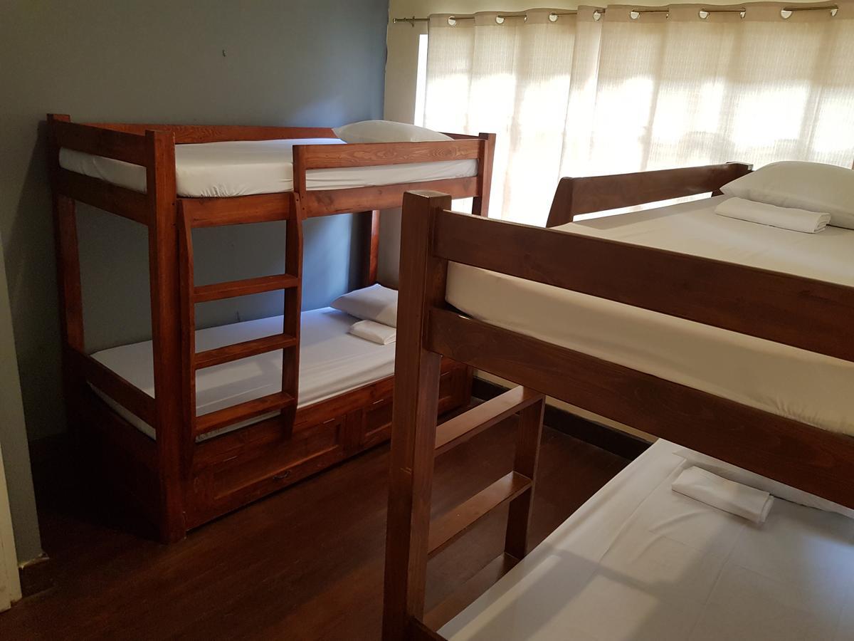 Kamuning Transient Hostel Quezon City Exteriör bild