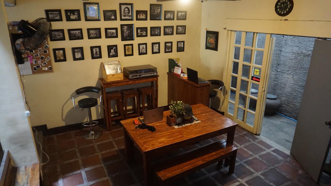 Kamuning Transient Hostel Quezon City Exteriör bild