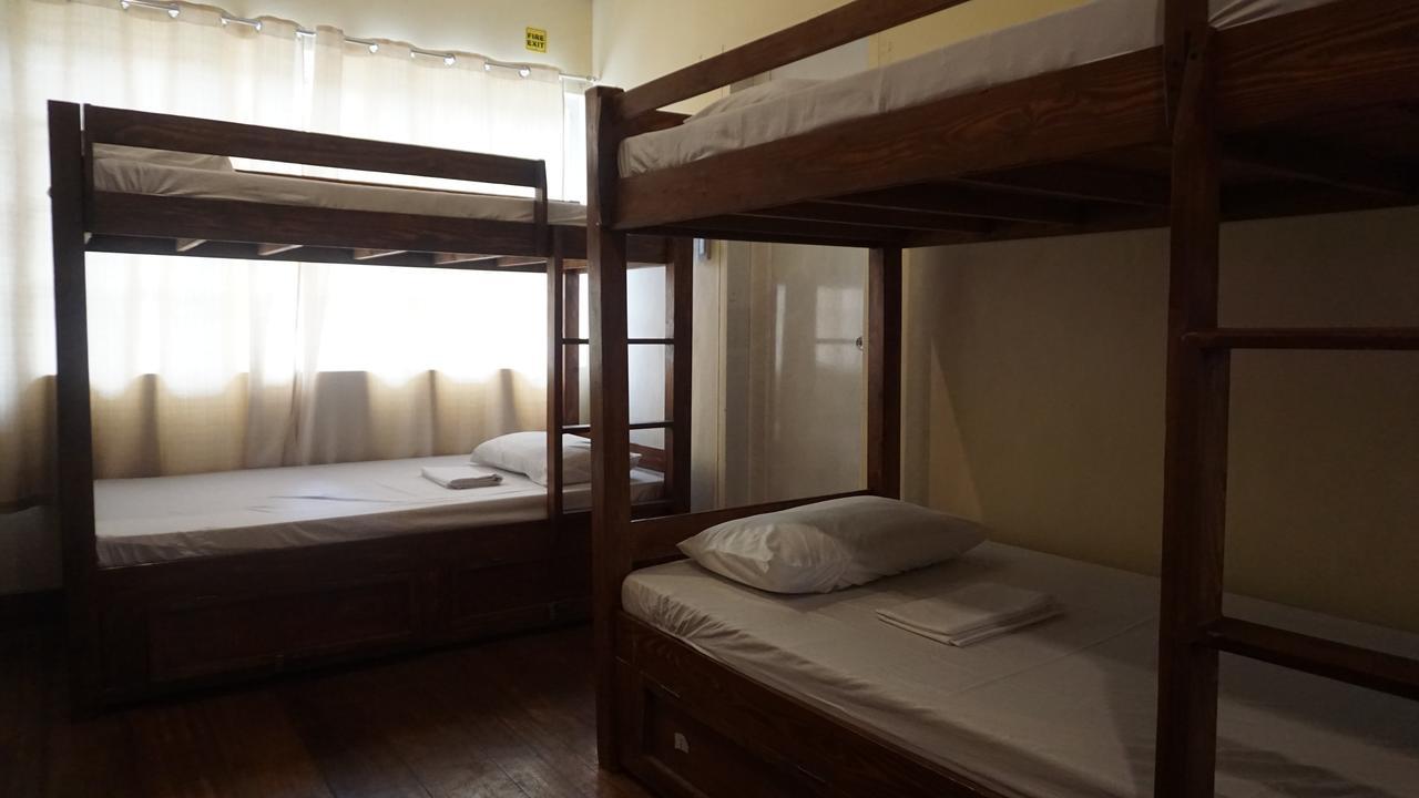 Kamuning Transient Hostel Quezon City Exteriör bild